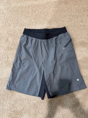 lululemon athletica Men’s Gray Athletic Shorts with Black Waistband